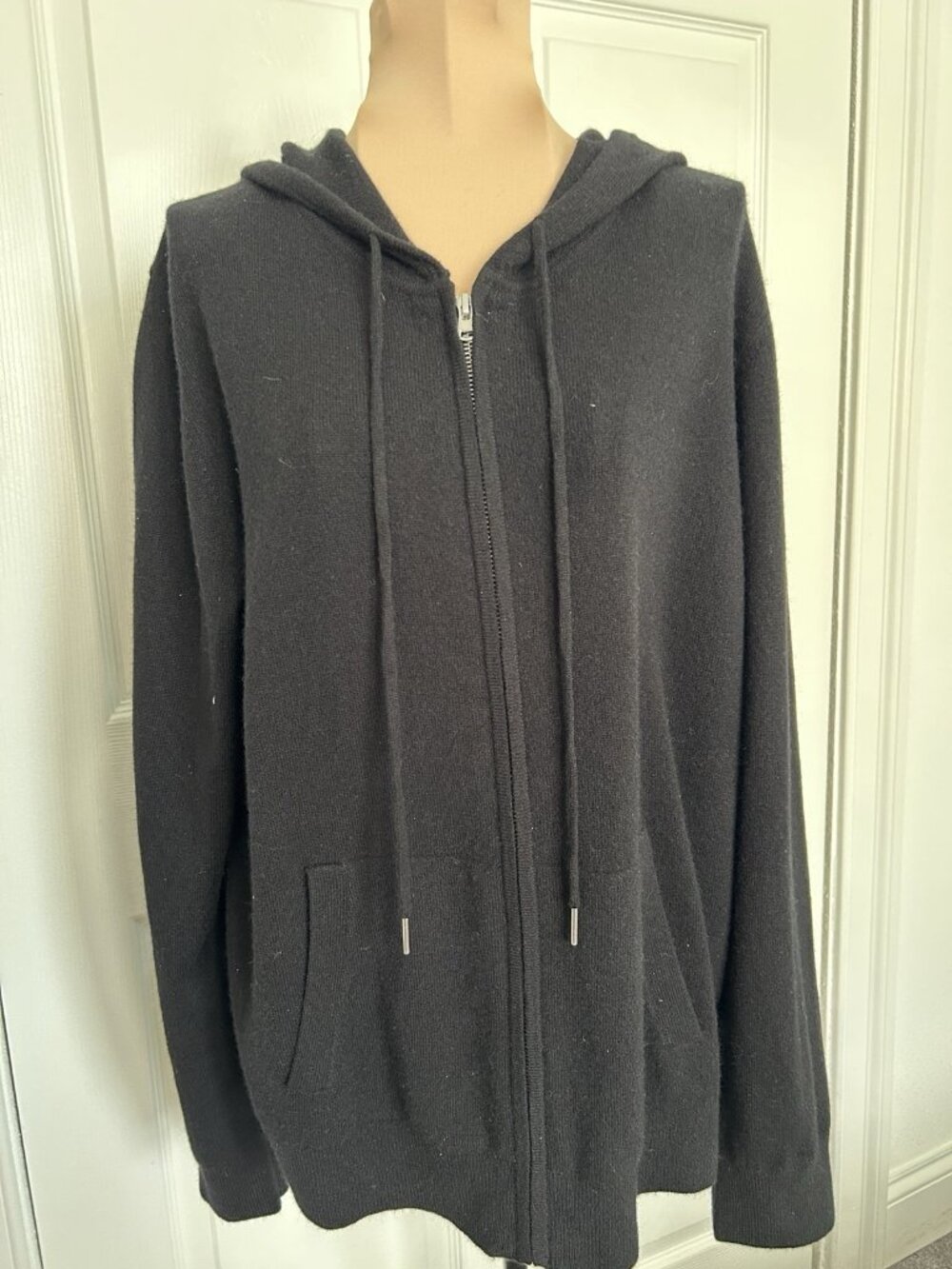Quince $268 Mongolian Cashmere Full-Zip Hoodie Black Womens Size XL - Picture 10 of 16